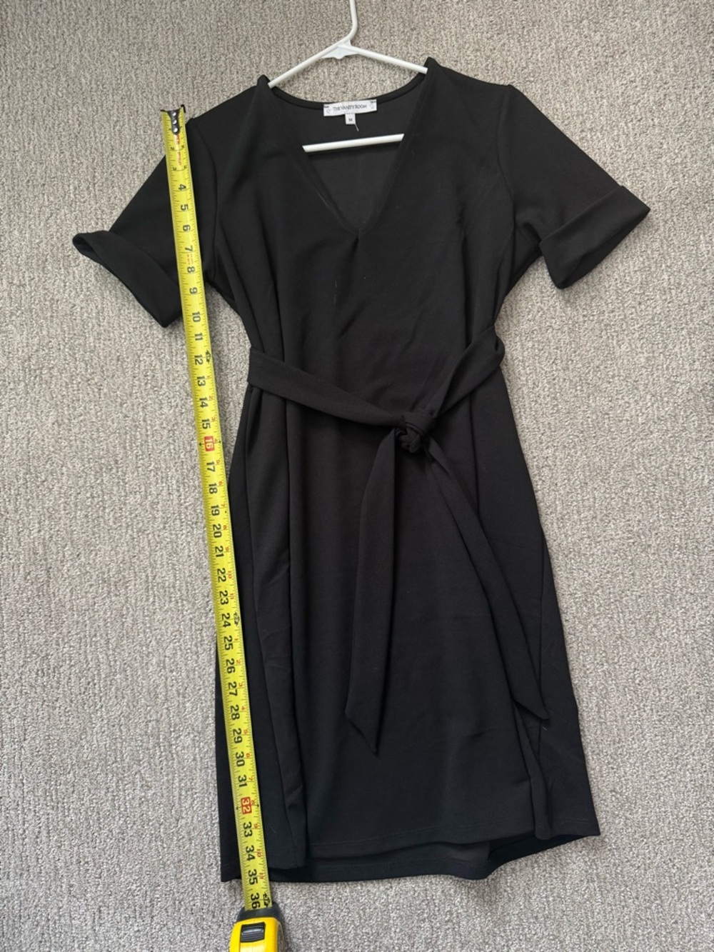 Women’s Easy Black V-Neck Tie-Waist Dress - Picture 4 of 5